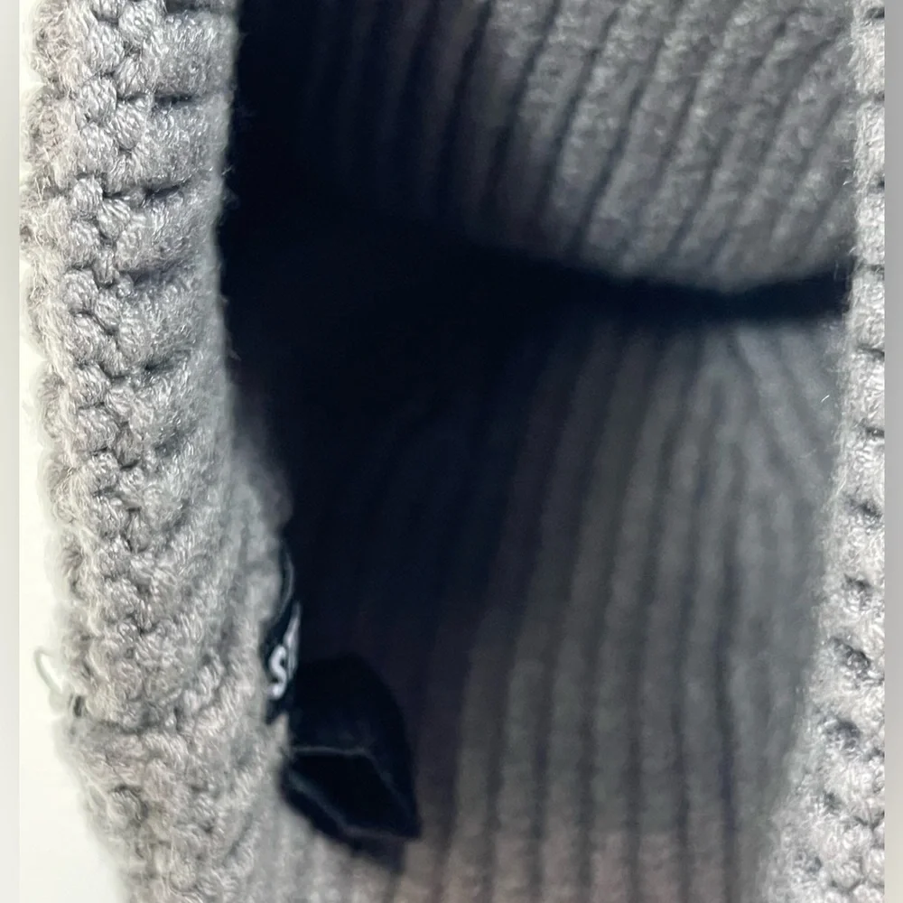 Steve Madden Gray Thick Cable Knit Beanie Hat O/S